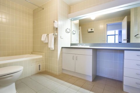 Lantern 1 Bedroom Balcony With Panoramic View - Accommodation 4U 12