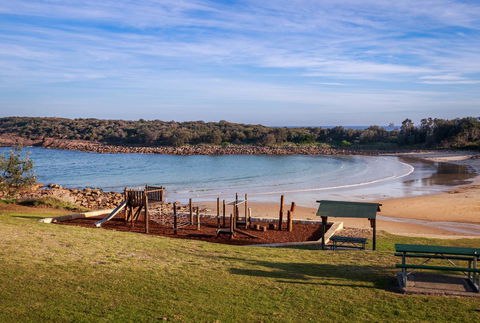 On The Beach Getaway - Accommodation 4U 17