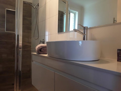 Narooma Golfers Lodge - Accommodation 4U 24