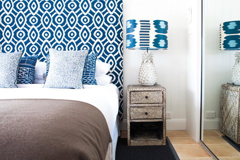 The Lord Byron - Accommodation 4U 5