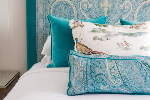 The Lord Byron - Accommodation 4U 3