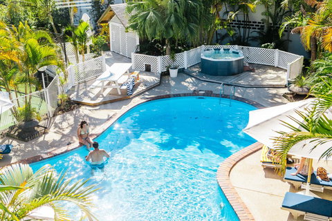 The Lord Byron - Accommodation 4U 21