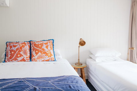 The Lord Byron - Accommodation 4U 9