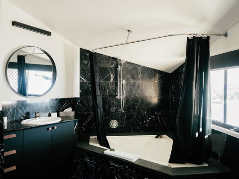 Waves Byron Bay - Accommodation 4U 22