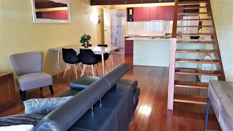 Great Escape Lofts - Accommodation 4U 18