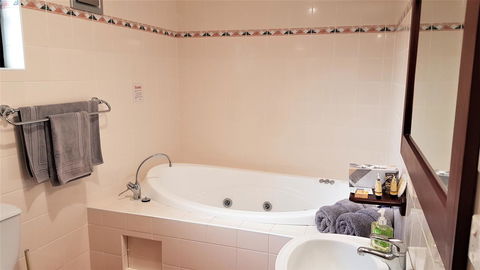 Great Escape Lofts - Accommodation 4U 4