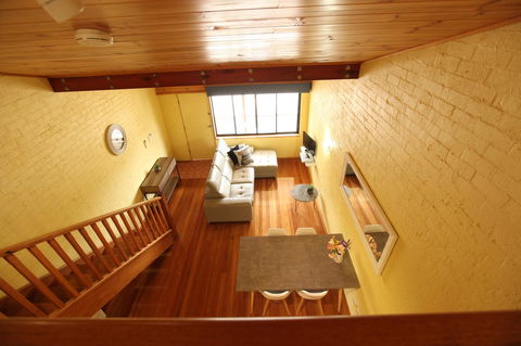 Great Escape Lofts - Accommodation 4U 21