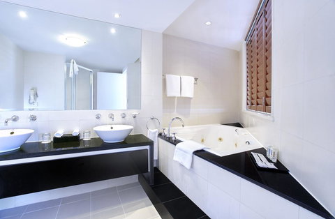 Crowne Plaza Sydney Coogee Beach, An IHG Hotel - Accommodation 4U 22