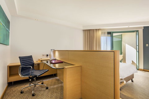 Crowne Plaza Sydney Coogee Beach, An IHG Hotel - Accommodation 4U 5