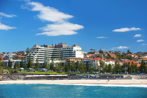 Crowne Plaza Sydney Coogee Beach, An IHG Hotel - Accommodation 4U 1