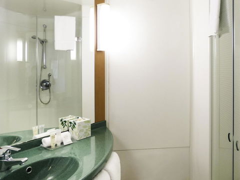 Ibis Thornleigh - Accommodation 4U 19