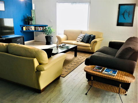 Yigala House - Accommodation 4U 7