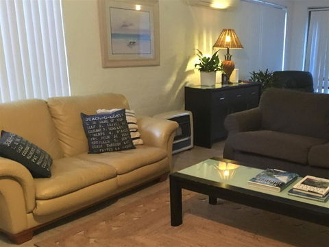 Yigala House - Accommodation 4U 6