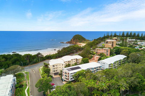 Flynns Beach Resort - Accommodation 4U 5