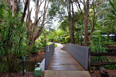 Flynns Beach Resort - Accommodation 4U 12