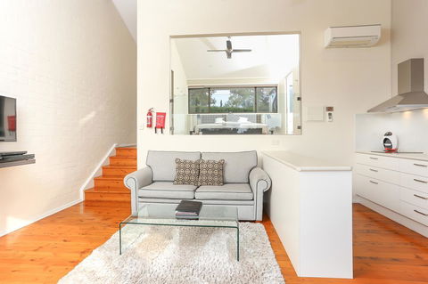 Wine Country Villas - Accommodation 4U 22