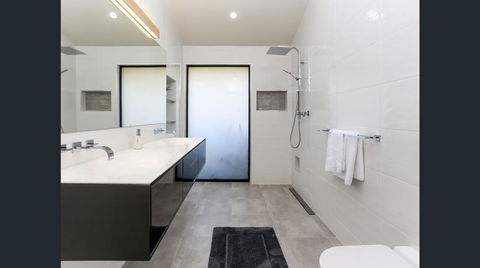 Wine Country Villas - Accommodation 4U 8