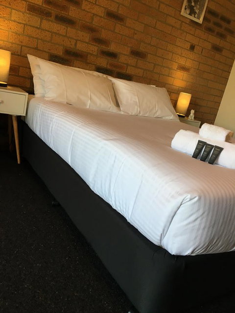 Bega Downs Motor Inn - Accommodation 4U 12