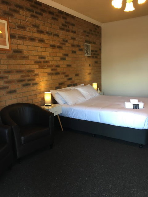 Bega Downs Motor Inn - Accommodation 4U 8