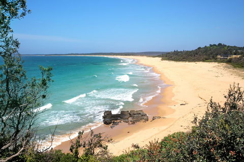 Neptune I Absolute Beachfront I Stunning Views - Accommodation 4U 35