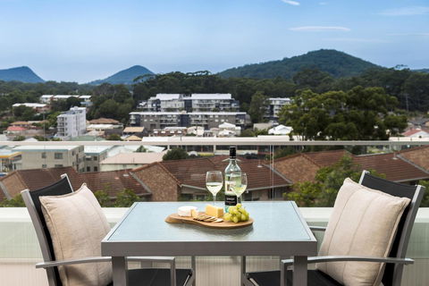 Oaks Nelson Bay Lure Suites - Accommodation 4U 5