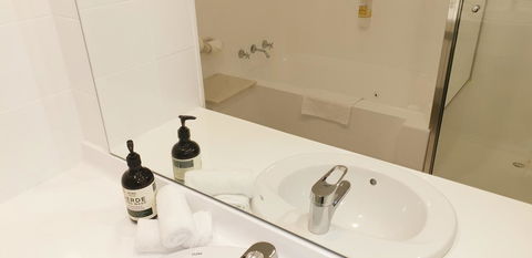 Marina Resort - Accommodation 4U 28