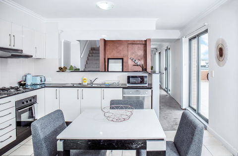 DD Apartments On Darling Harbour - Accommodation 4U 1