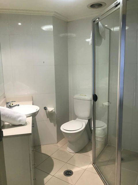 Fiori Apartments - Accommodation 4U 12