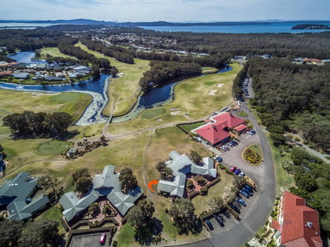 Condo 105 @ Horizons Golf Resort - Salamander Bay NSW - Accommodation 4U 7