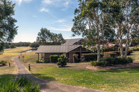 Condo 105 @ Horizons Golf Resort - Salamander Bay NSW - Accommodation 4U 12
