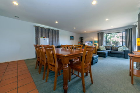 Condo 105 @ Horizons Golf Resort - Salamander Bay NSW - Accommodation 4U 18