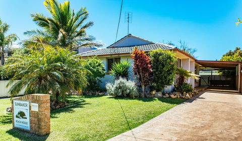 Sunbaker Pet Friendly Awards Finalist 4 Mins Walk To Culburra Beach - Accommodation 4U 32