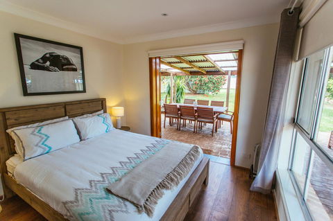 Sunbaker Pet Friendly Awards Finalist 4 Mins Walk To Culburra Beach - Accommodation 4U 2