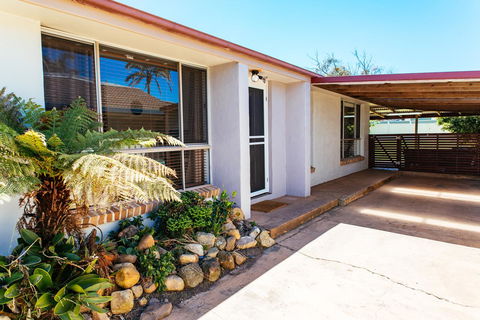 Sunbaker Pet Friendly Awards Finalist 4 Mins Walk To Culburra Beach - Accommodation 4U 34