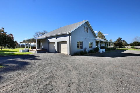 Terara Riverside Retreat - Accommodation 4U 43