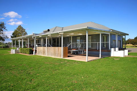 Terara Riverside Retreat - Accommodation 4U 24