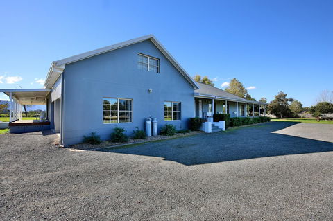 Terara Riverside Retreat - Accommodation 4U 42