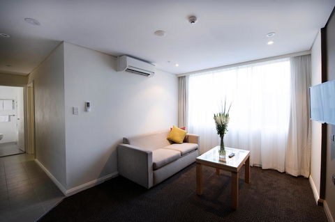 Coogee Sands Hotel & Apartments - Accommodation 4U 5