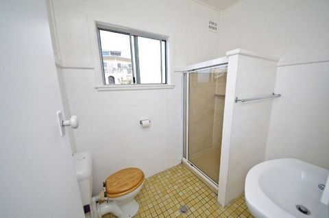 Apollo 1, 9 Hodgson Street - Accommodation 4U 5