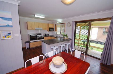 Breakaway, 11 Scott Street - Accommodation 4U 4