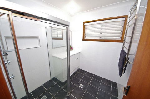 Breakaway, 11 Scott Street - Accommodation 4U 2