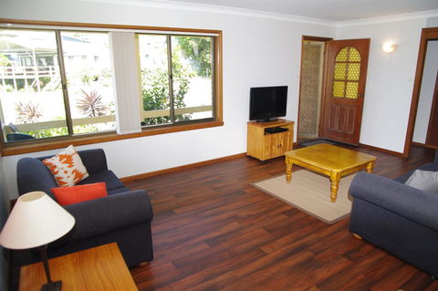 Breakaway, 11 Scott Street - Accommodation 4U 9