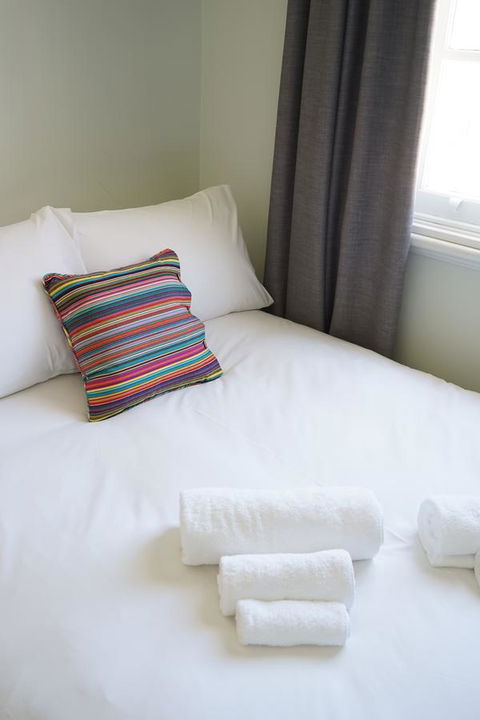 Rosehill Hotel - Accommodation 4U 22