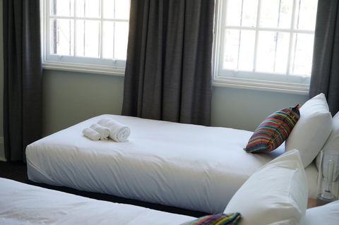 Rosehill Hotel - Accommodation 4U 7