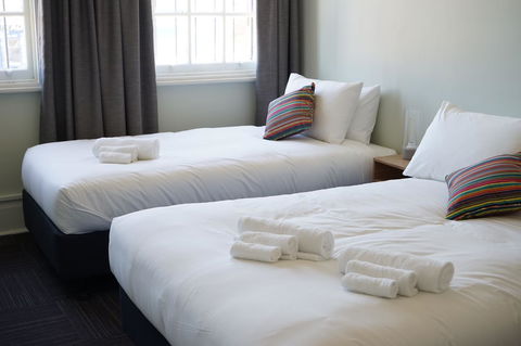 Rosehill Hotel - Accommodation 4U 15