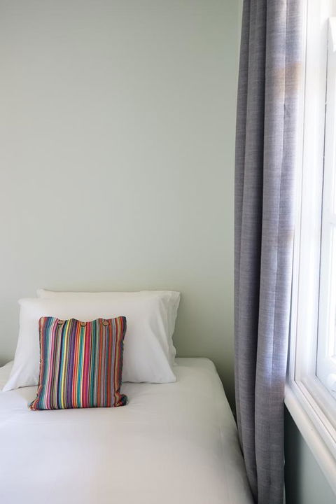 Rosehill Hotel - Accommodation 4U 25