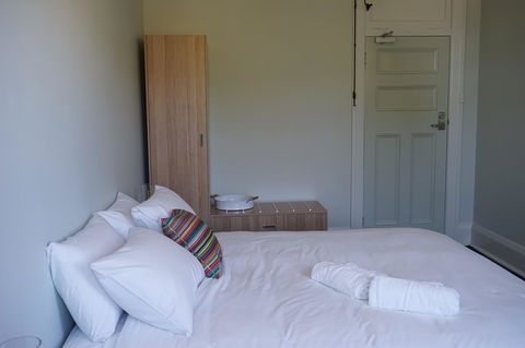 Rosehill Hotel - Accommodation 4U 17