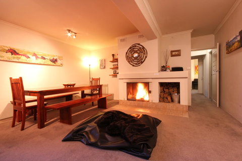 Full Circle Apartments - Accommodation 4U 0