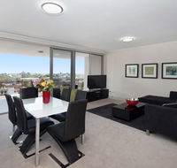 The Junction Palais - Modern and Spacious 2BR Bondi Junction Apartment Close to Everything - Accommodation 4U