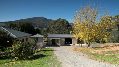 Pound Creek Gallery - Accommodation 4U 9